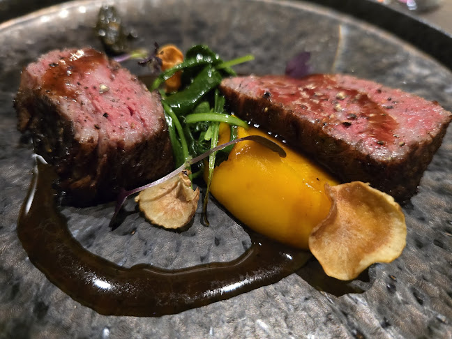 IRU DEN - Hospitality and gastronomy