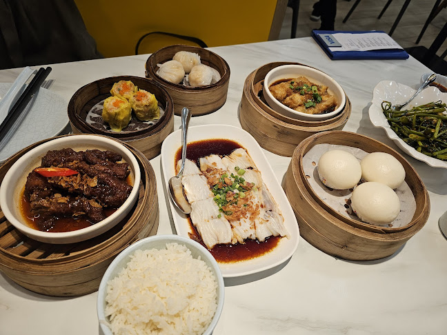 176 Orchard Rd, #B1 - 07 The Centrepoint, Singapore 238843