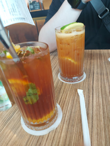 Comentarii opinii despre Refuel Cafe