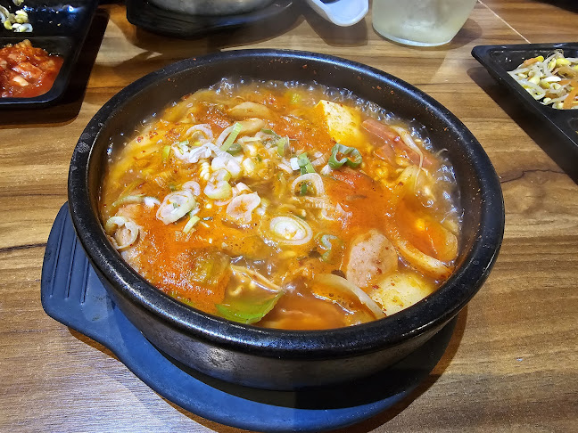 Hoodadak Korean Restaurant 후다닥 한국 음식점