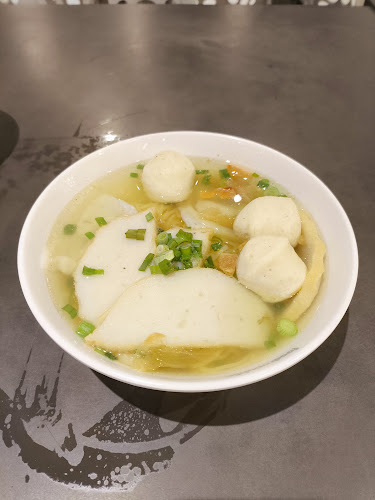 LiXin Teochew Fishball Noodles - Causeway Point - Singapore