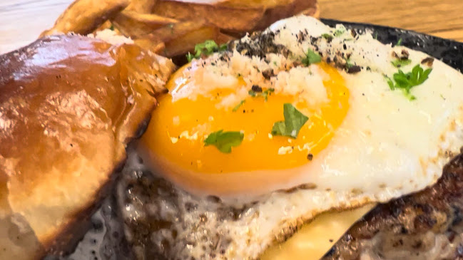 Opinii despre Eightisfy Western în Singapore - Hospitality and gastronomy