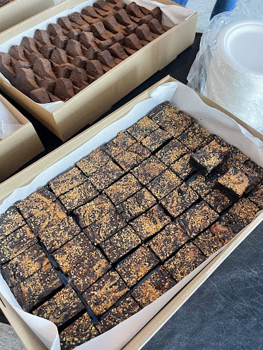 Puffs And Peaks Bakery