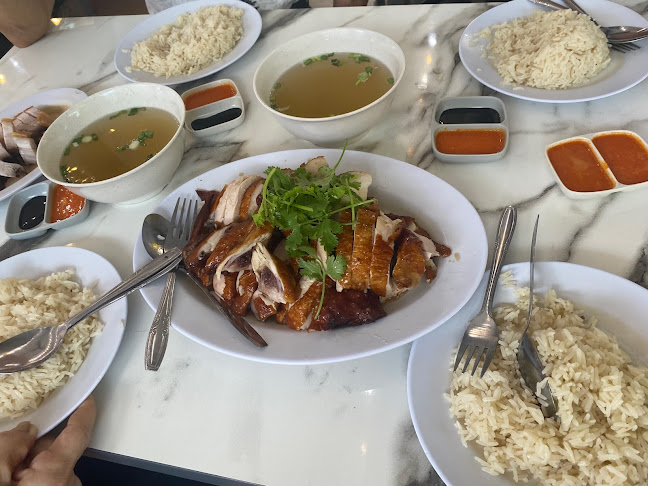 Hougang 703 Hainanese Chicken Rice 后港703海南鸡饭 - Hospitality and gastronomy