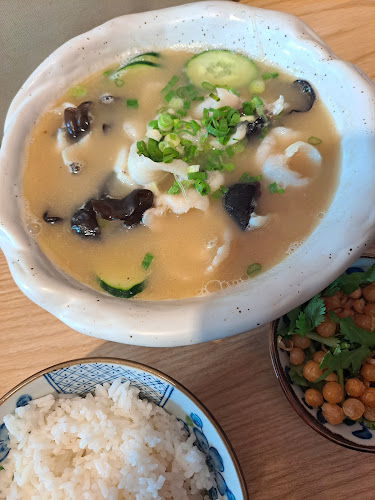 6 Woodlands Square, #01-14, Singapore 737737