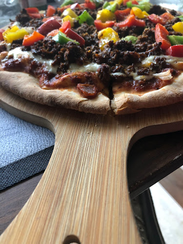 Opinii despre Cheeers Bistro & Bar în Singapore - Hospitality and gastronomy