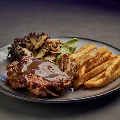 Opinii despre NIGHTSHIFT Bistro & Bar în Singapore - Hospitality and gastronomy