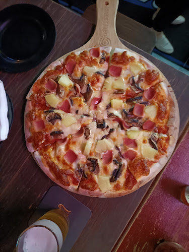 Comentarii opinii despre Darts Buddy Pizzeria & Bistro