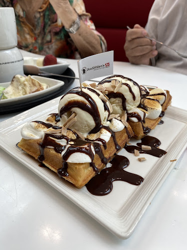 78 Airport Blvd., #04 - 218, Singapore 819666