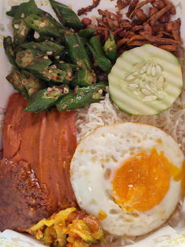 30 Seng Poh Rd, Singapore 168898