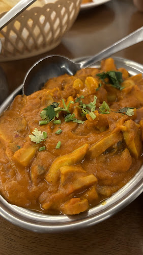 Opinii despre Rangooli Restaurant în Singapore - Hospitality and gastronomy