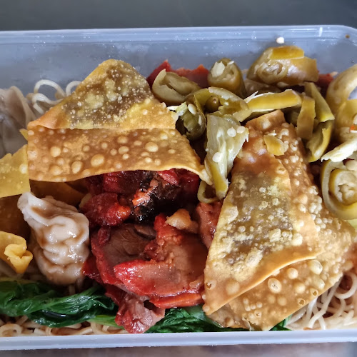 Ji Ji Wanton Noodle Specialist - Hospitality and gastronomy