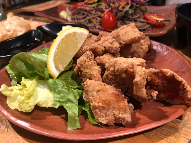 211 Hougang St 21, #01-285, Singapore 530211