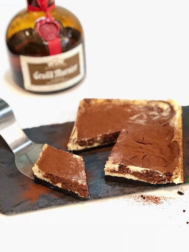 BUTTERFOOLS PTE. LTD. - Hospitality and gastronomy