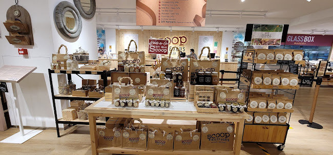 Comentarii opinii despre Scoop Wholefoods Great World City