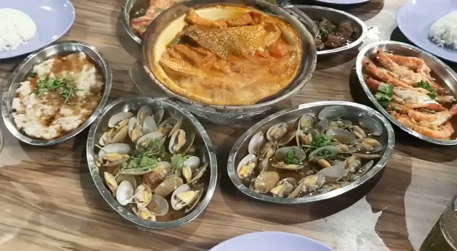 Comentarii opinii despre 廣東 炖汤•蒸鱼 Canton Delicacies