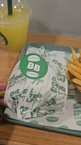 Opinii despre One Fattened Calf Burgers (New Bahru) în Singapore - Hospitality and gastronomy