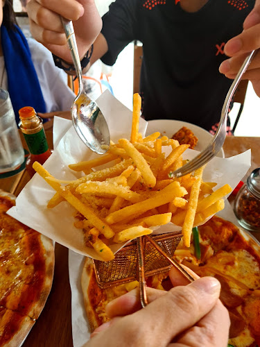 Peperoni Pizzeria @ Upper Thomson - Singapore