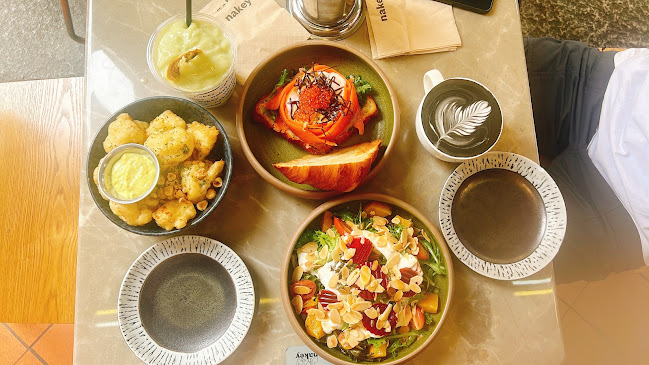 nakey - Hospitality and gastronomy