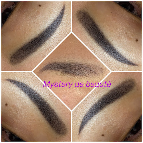 M&B Mystery de Beauté