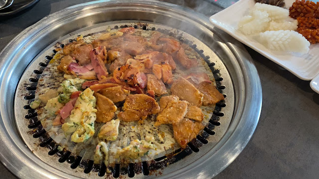 30 Sembawang Dr, #02-14 Sun Plaza, Singapore 757713