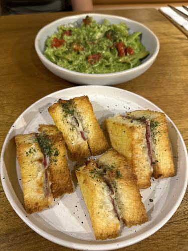 Comentarii opinii despre Tipo Strada — Keong Saik