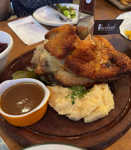 Comentarii opinii despre Brotzeit German Beer Bar and Restaurant - Katong