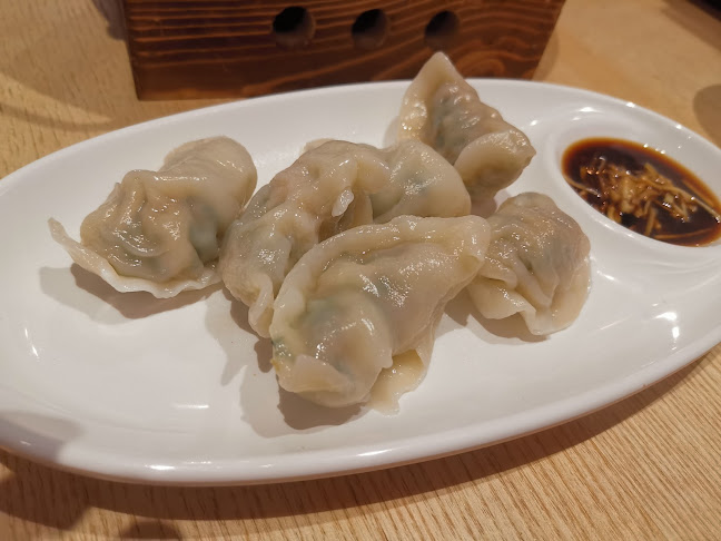 Comentarii opinii despre Thirteen BBQ Bar 十三烤吧