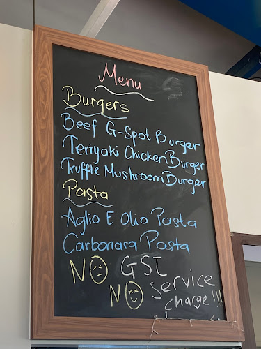 Golf Spot Cafe & Bistro - Hospitality and gastronomy