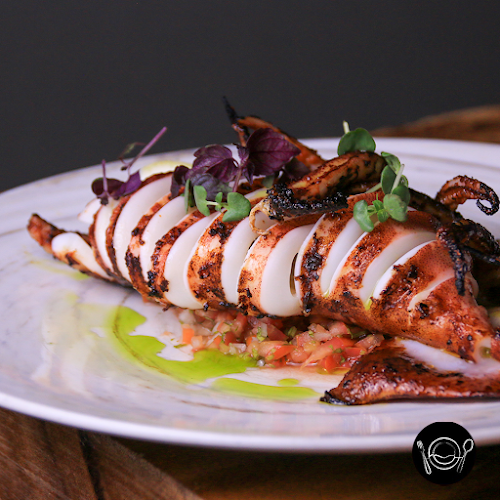 Comentarii opinii despre Cavemen Social