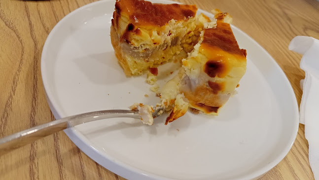 Cafe Lilac by Whisking Bakes - Hospitality and gastronomy