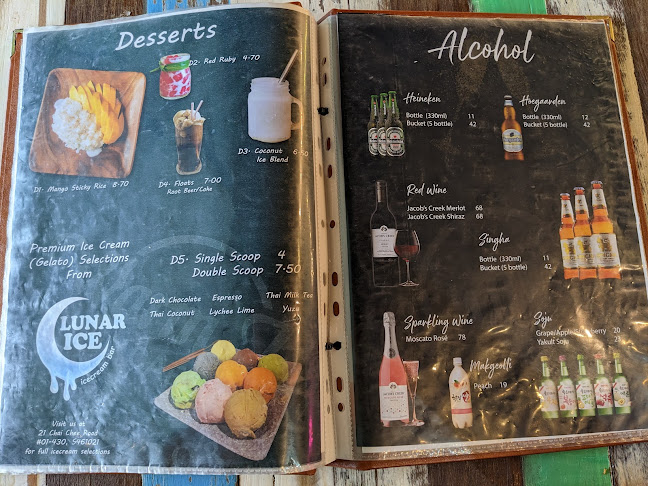 Warm Up Cafe @ The Star Vista - Hospitality and gastronomy