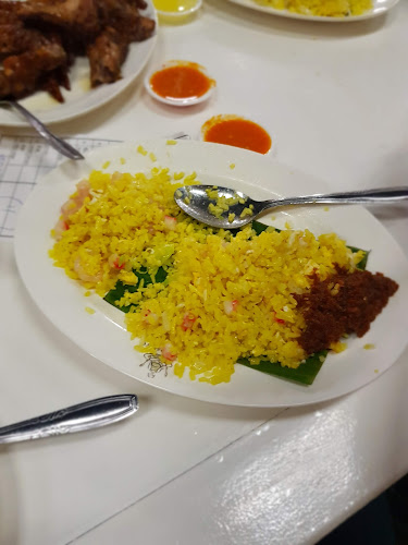 Makansutra Gluttons Bay - Singapore