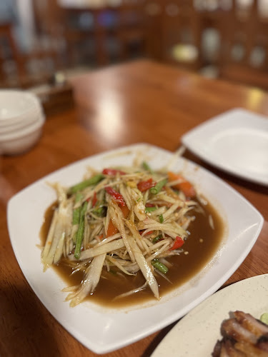 Mae Toi Mahasarakahm Thai restaurant - Hospitality and gastronomy