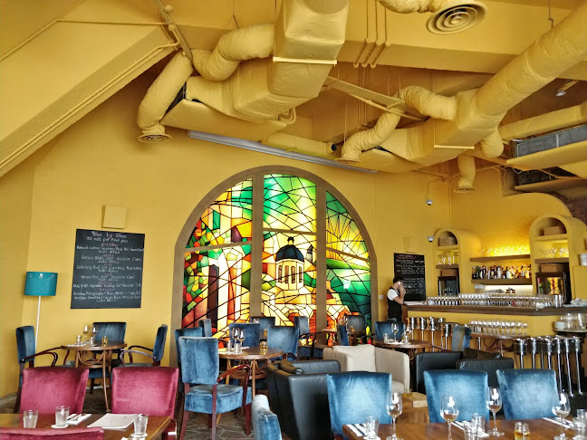 Ling Ling by The Wine Company - Hospitality and gastronomy