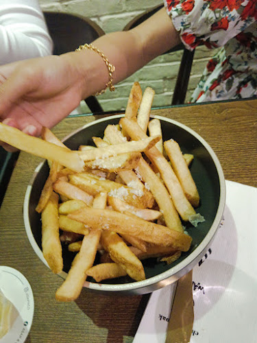 70 Telok Ayer St, #01-01, Singapore 048458