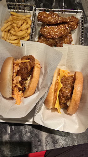 Opinii despre Unwind Cafe în Singapore - Hospitality and gastronomy