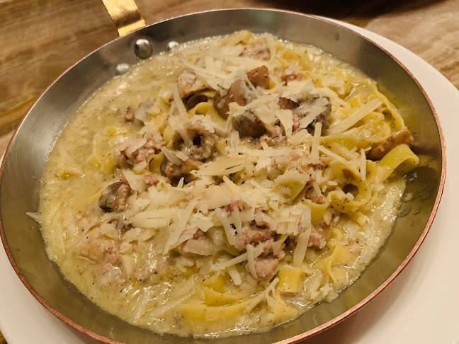 Waterfall Ristorante Italiano - Singapore