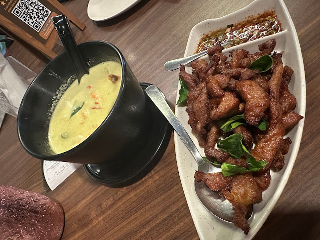 Esarn Thai Corner Pasir Panjang - Hospitality and gastronomy