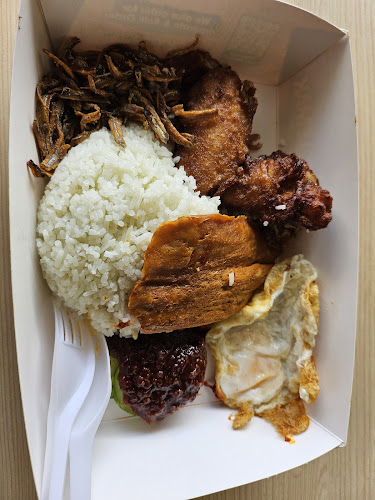 Comentarii opinii despre Just Lemak