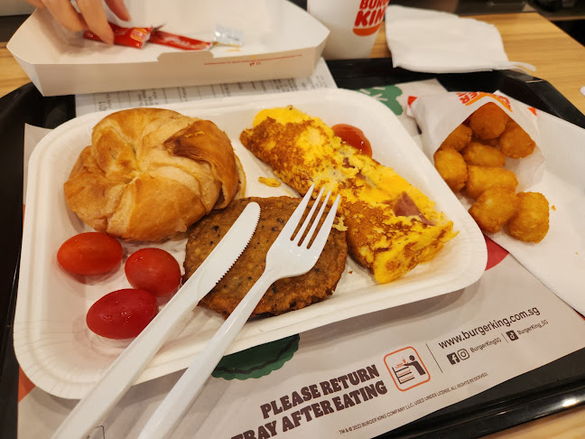 Opinii despre Burger King SAFRA Choa Chu Kang în Singapore - Hospitality and gastronomy