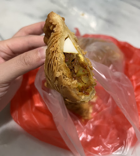 Comentarii opinii despre The Baba Curry Puff Cafe