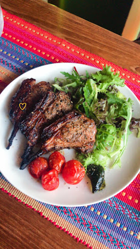 Cheeers Bistro & Bar - Hospitality and gastronomy