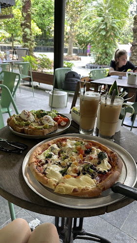 Privé Botanic Gardens - Singapore