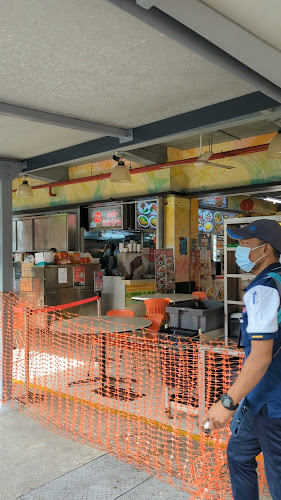 Food More @ 115B Commonwealth - Hospitality and gastronomy