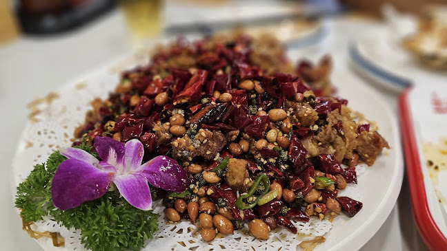 70 Lor 25A Geylang, Singapore 388255