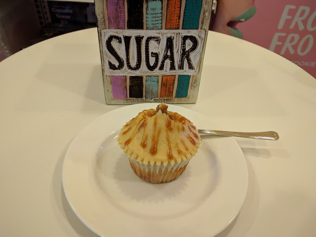 Comentarii opinii despre Swirls Bake Shop