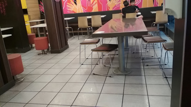 684 Hougang Ave 8, #01-999, Singapore 530684