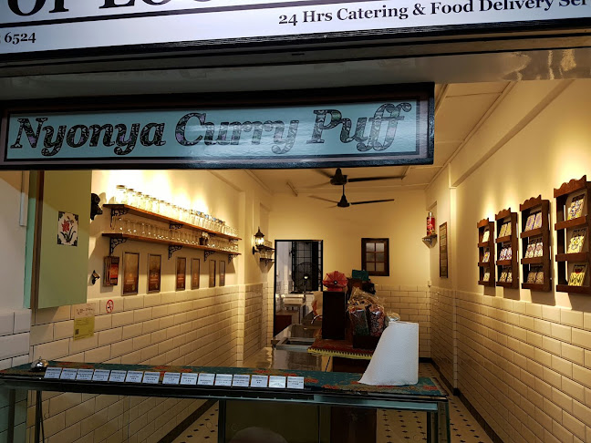Nyonya Curry Puff Cafe - Singapore