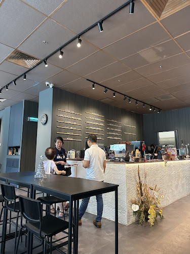 10 Jln Kilang, #02-01, Singapore 159410